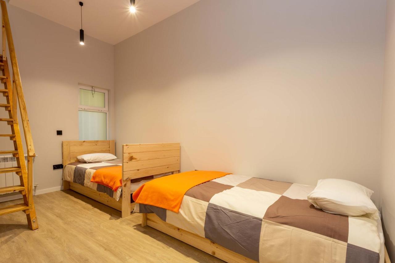 Apartamento Casa MONSON Madrid Exterior foto
